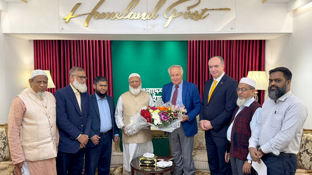 জামায়াত আমিরের সঙ্গে কসোভোর সাবেক স্বাস্থ্যমন্ত্রীর সাক্ষাৎ